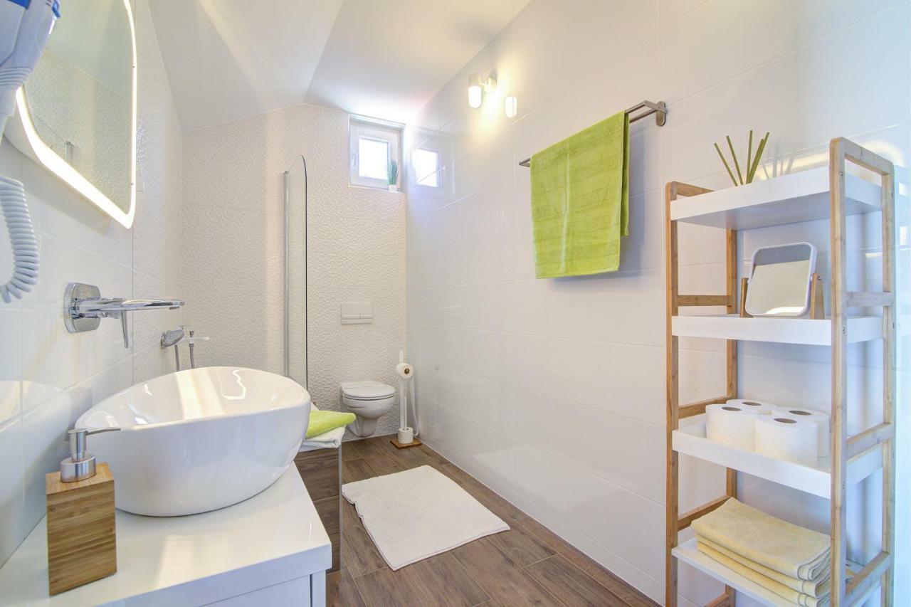 Apartment Segnia سينج المظهر الخارجي الصورة
