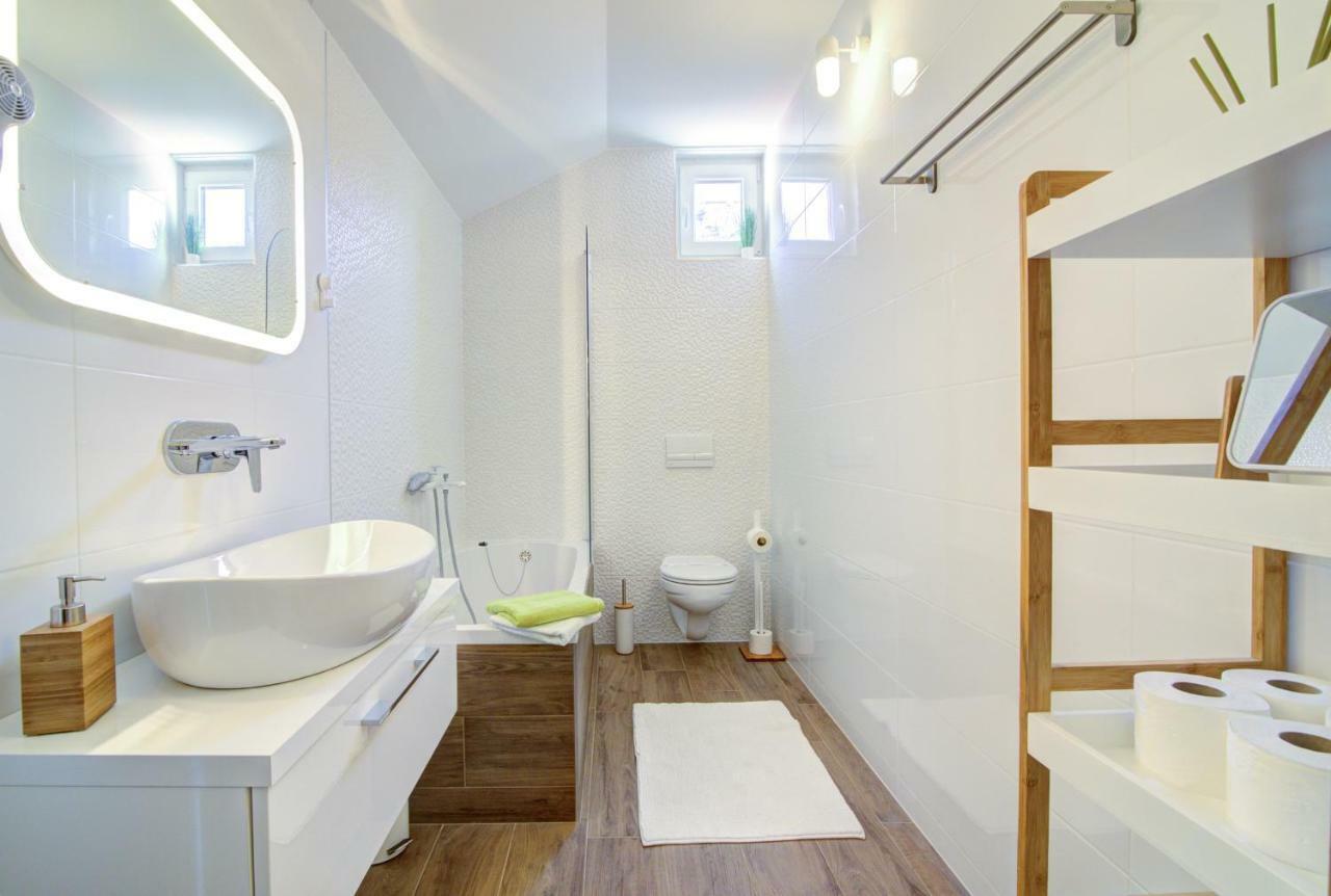 Apartment Segnia سينج المظهر الخارجي الصورة